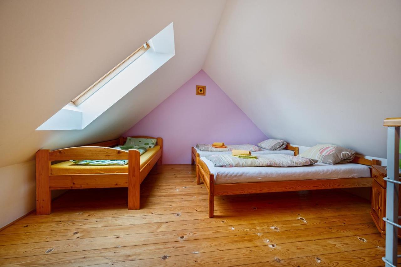 Penzion U Kostela Mikulčice Exteriör bild